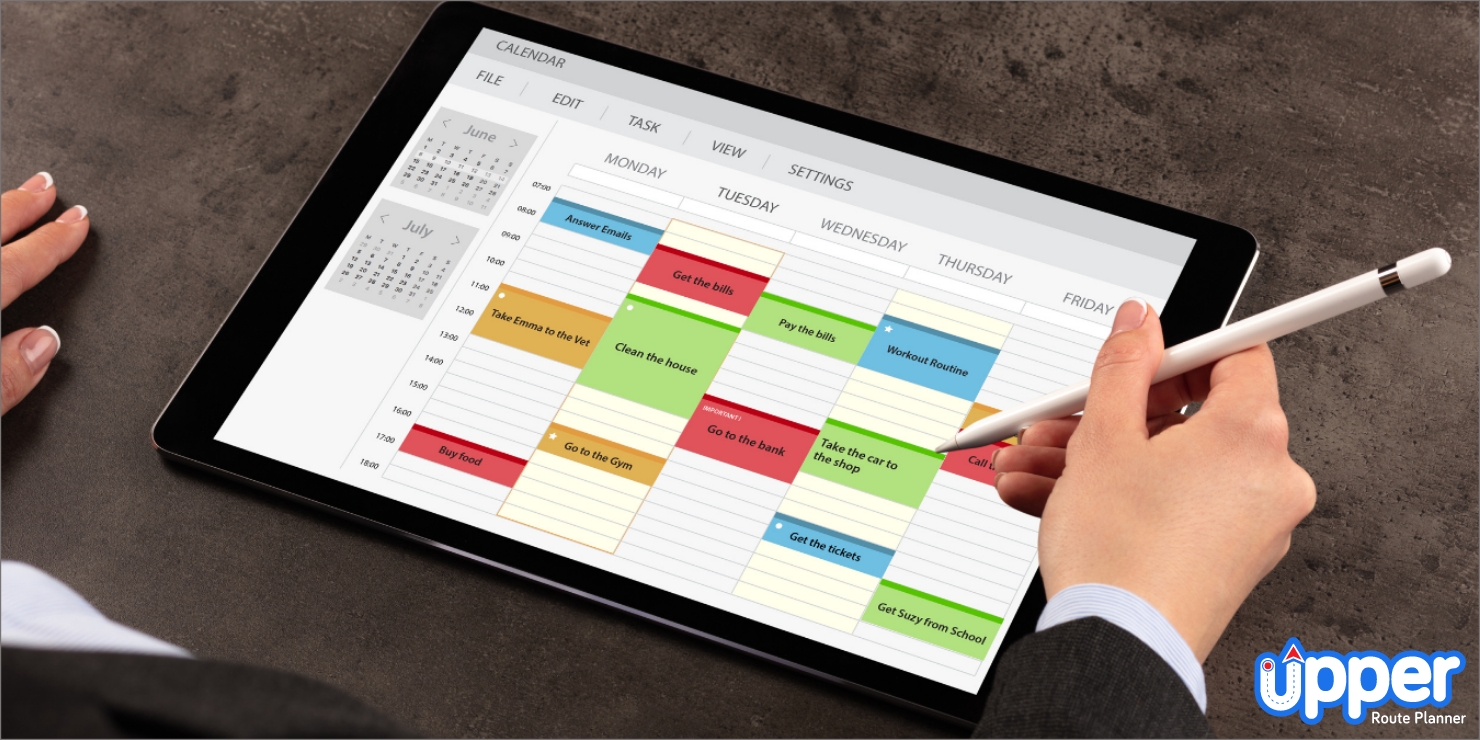 Scheduling customized products